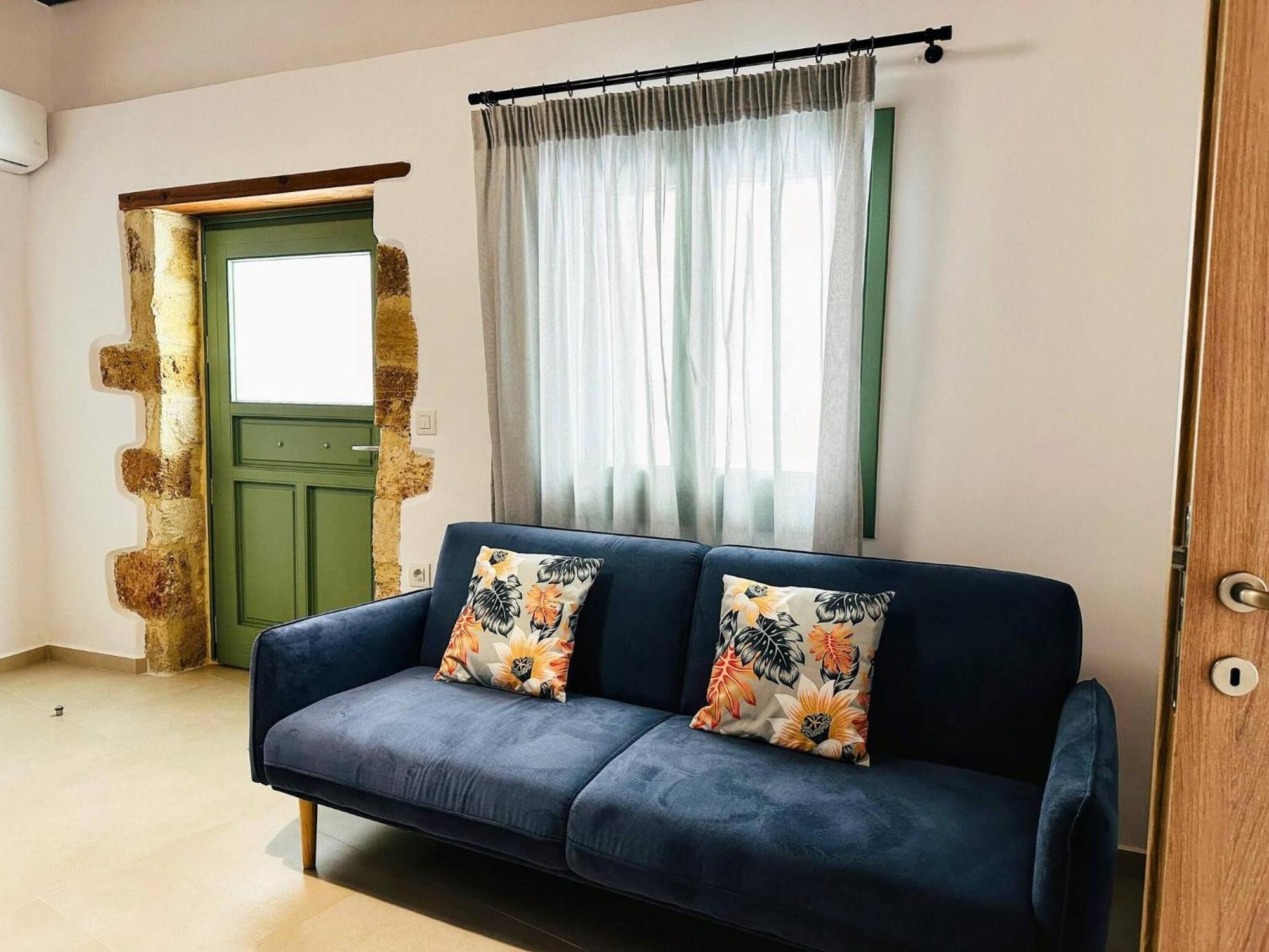 Roussos Place - Next To Splantzia Square - 2Bd 2Ba Chania  Exterior photo